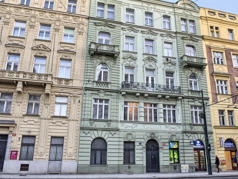 Krizovnicka Apartment プラハ エクステリア 写真